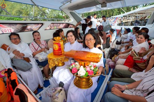 ภาพ No.268066:วันที่ 26 ตุลาคม พ.ศ. 2568 พิธีทอดกฐินสามัคคีทั่วไทย ณ วัดพระบาทเกาะแก้ว ต.ตลาดเหนือ อ.เมือง จ.ภูเก็ต โดยคณะศิษยานุศิษย์ บูชาธรรม 81 ปี หลวงพ่อธัมมชโย