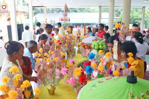 ภาพ No.94471:พิธีทอดกฐินสามัคคีทั่วไทย 5,000 วัด ณ วัดสวยศรีพุทธาราม ต.บ้านนา อ.บ้านนาเดิม สุราษฎร์ธานี วันที่ 12 พฤศจิกายน พ.ศ. 2566