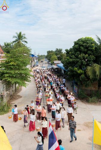 ภาพ No.98932:พิธีทอดกฐินสามัคคีทั่วไทย 5,000 วัด  ณ วัดกันทรอมอุดม อ.ขุนหาญ จ.ศรีสะเกษ วันที่ 26 พฤศจิกายน พ.ศ. 2566