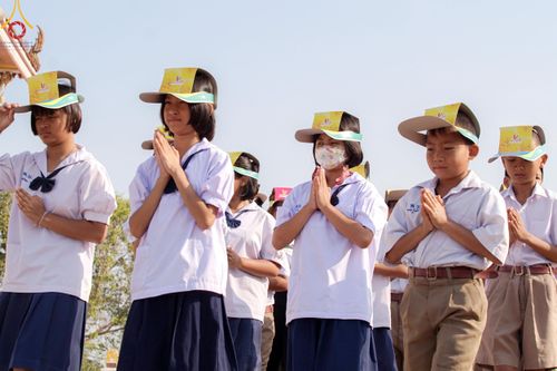 ภาพ No.189676:พิธีทอดผ้าป่าทำนุบำรุงศาสนสถาน ในโครงการธรรมยาตรา กตัญญูบูชา มหาปูชนียาจารย์ พระมงคลเทพมุนี(สด จนฺทสโร) พระผู้ปราบมาร อนุสรณ์สถาน 7 แห่ง ปีที่ 13 ณ วัดใหม่พิบูลย์ผล ต.บางเลน อ.สองพี่น้อง จ.สุพรรณบุรี วันที่ 5 มกราคม พ.ศ. 2568