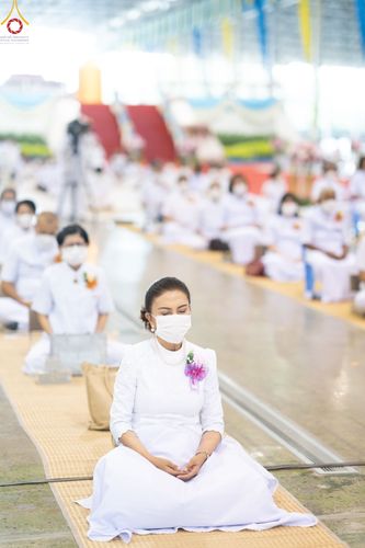 ภาพ No.88093:พิธีมุทิตาสักการะ เปรียญธรรม 9,6,3 และบาลีศึกษา 6,3  พิธีมอบดวงแก้วสามเณรทรงบาลีไวยากรณ์ วันอาทิตย์ 17 กันยายน พ.ศ. 2566 ณ สภาธรรมกายสากล วัดพระธรรมกาย