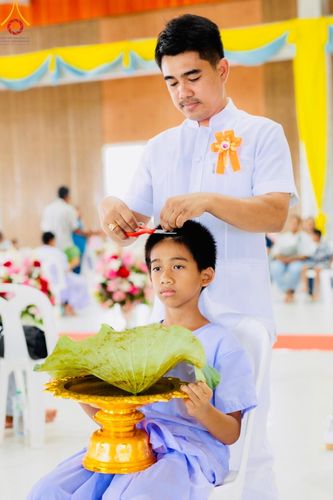 ภาพ No.63207:พิธีบรรพชาสามเณร ฟื้นฟูพระพุทธศาสนาทั่วไทย ณ ศูนย์ปฏิบัติธรรมสมุทรปราการ ต.คลองด่าน อ.บางบ่อ จ.สมุทรปราการ วันที่ 6 และ 9 เมษายน พ.ศ. 2567