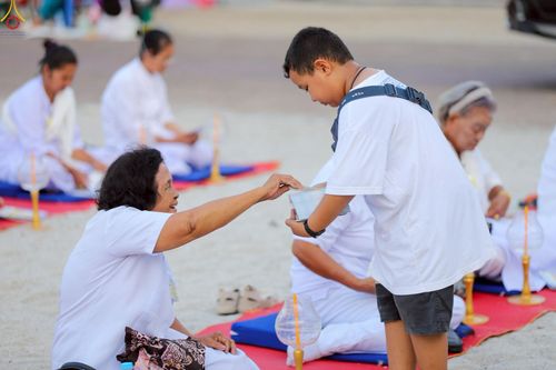 ภาพ No.247912:วันที่ 26-27 กันยายน พ.ศ. 2568 โครงการอบรม อุบาสกแก้ว อุบาสิกาแก้ว รุ่นที่ 3 ณ วัดพระมหาธาตุวรมหาวิหาร , พุทธภูมิ สวนสมเด็จพระศรีนครินทร์ 48 (ทุ่งท่าลาด) และ ธุดงคสถานนครธรรม จ.นครศรีธรรมราช