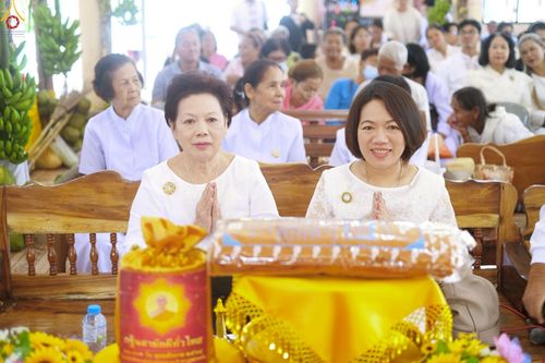 ภาพ No.270938:วันที่ 27 ตุลาคม พ.ศ. 2568 พิธีทอดกฐินสามัคคีทั่วไทย ณ วัดชลประทาน ตำบลละหานทราย อำเภอละหานทราย จังหวัดบุรีรัมย์ โดยคณะศิษยานุศิษย์ บูชาธรรม 81 ปี หลวงพ่อธัมมชโย