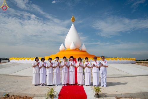 ภาพ No.144365:3 Bigboon 1.พิธีทอดผ้าป่าสถาปนาสังฆรัตนะปทุมเจดีย์ 2.พิธีประดิษฐานดอกบัวอนันต์นิรันดร์กาล 3.พิธีถวายมหาสังฆทานแด่คณะสงฆ์ทุกวัดในจังหวัดปัตตานี ณ ศูนย์อบรมเยาวชนจังหวัดปัตตานี วันอาทิตย์ที่ 14 กรกฎาคม พ.ศ. 2567