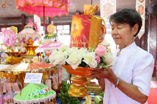 ภาพ No.254539:วันที่ 12 ตุลาคม พ.ศ. 2568 พิธีทอดกฐินสามัคคีทั่วไทย 30,000 วัด โดยคณะศิษยานุศิษย์ บูชาธรรม 81 ปี หลวงพ่อธัมมชโย ณ วัดนาคูโมทนามัยปุญญาราม ตำบลบางพระ อำเภอเมืองฉะเชิงเทรา จังหวัดฉะเชิงเทรา