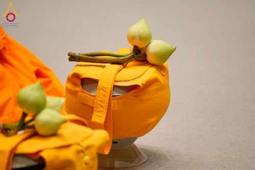 ภาพ No.62067:พิธีอุปสมบทในโครงการอุปสมบทหมู่ บูชาธรรมหลวงพ่อธัมมชโย พ.ศ.2567 ณ อุโบสถ วัดพระธรรมกาย จ.ปทุมธานี วันที่ 13-15 เมษายน พ.ศ. 2567