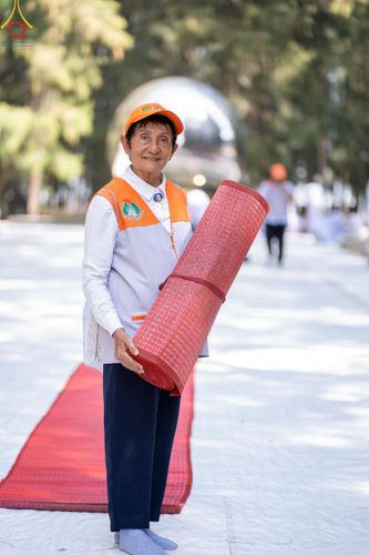 ภาพ No.112406:V.11 สามารถ การเตรียมงาน เก็บงาน การรับบุญของเจ้าหน้าที่หน่วยงานต่างๆ เพื่อโครงการธรรมยาตรา กตัญญูบูชา มหาปูชนียาจารย์ พระมงคลเทพมุนี (สด จนฺทสโร) พระผู้ปราบมาร อนุสรณ์สถาน 7 แห่ง ปีที่ 12 ระหว่างวันที่ 2 - 31 มกราคม พ.ศ.2567