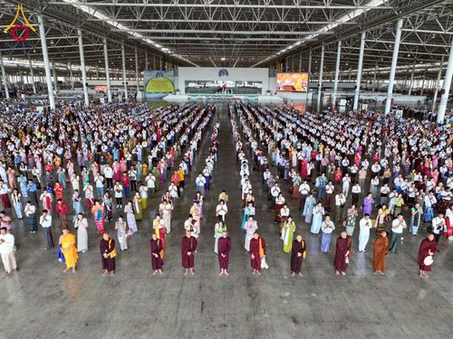 ภาพ No.232756:วันอาทิตย์ที่ 6 กรกฏาคม พ.ศ. 2568 พิธีสวดธัมมจักกัปปวัตตนสูตร เมียนมา ครั้งที่ 8 ณ มหาธรรมกายเจดีย์ วัดพระธรรมกาย