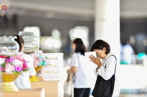 ภาพ No.211026:วันพฤหัสบดีที่ 13 มีนาคม พ.ศ. 2568  กิจกรรมวันพระ ขึ้น 15 ค่ำ เดือน 4 พิธีบุพเปตพลี ครั้งที่ 160 และ พิธีฉลองชัยสวดธัมจักรกัปปวัตนสูตร ครบ 7,196,000,000 จบ ณ วัดพระธรรมกาย