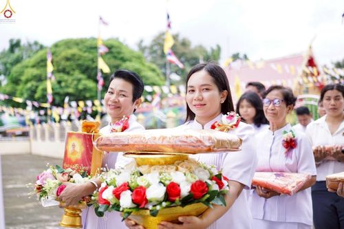 ภาพ No.277221:วันที่ 1 พฤศจิกายน พ.ศ. 2568 พิธีทอดกฐินสามัคคีทั่วไทย ณ วัดโคกกลาง อ.หนองม่วง จ.ลพบุรี โดยคณะศิษยานุศิษย์ บูชาธรรม 81 ปี หลวงพ่อธัมมชโย