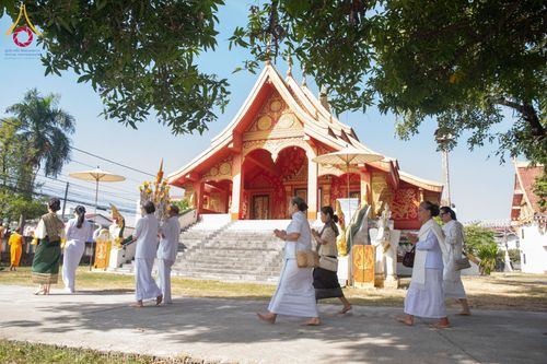 ภาพ No.174913:พิธีทอดกฐินวัดชแวสี นครเวียงจันทร์ สปป.ลาว ในโครงการกฐินสามัคคีทั่วไทย 30,000 วัด บูชาธรรม 80 ปี หลวงพ่อธัมมชโย โดยคณะศิษยานุศิษย์วัดพระธรรมกาย วันที่ 11 พฤศจิกายน พ.ศ. 2567