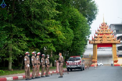 ภาพ No.87266:พิธีถวายสังฆทาน 323 วัด 4 จังหวัดชายแดนภาคใต้  ปีที่ 19 ครั้งที่ 165 พิธีมอบกองทุนหนุนแรงใจช่วยครูใต้  ปีที่ 16 ครั้งที่ 130 และพิธีทำบุญอุทิศส่วนกุศลให้ผู้วายชนม์ ณ วัดพุทธภูมิ อ.เมือง จ.ยะลา วันเสาร์ที่ 9 กันยายน พ.ศ. 2566