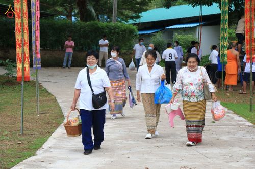 ภาพ No.80878:พิธีตักบาตรพระ ๒๑๖ รูป และ พิธีถวายมหาสังฆทาน ๕๒ วัด ฉลองครบรอบ ๑๖ ปี ธุดงคสถานพรรัตนแพร่ วันอังคารที่ ๙ พฤษภาคม พ.ศ.๒๕๖๖ ณ ธุดงคสถานพรรัตนะ อำเภอวังชิ้น จังหวัดแพร่