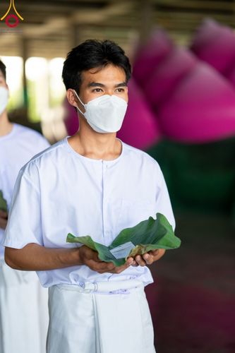 ภาพ No.99888:พิธีปลงผมธรรมทายาท โครงการอุปสมบทบูชาธรรมมหาปูชนียาจารย์ พ.ศ. 2566 ณ ลานธรรม มหาวิหารคด 8-9 ศูนย์อบรมวัดพระธรรมกาย วันอาทิตย์ที่ 3 ธันวาคม พ.ศ. 2566
