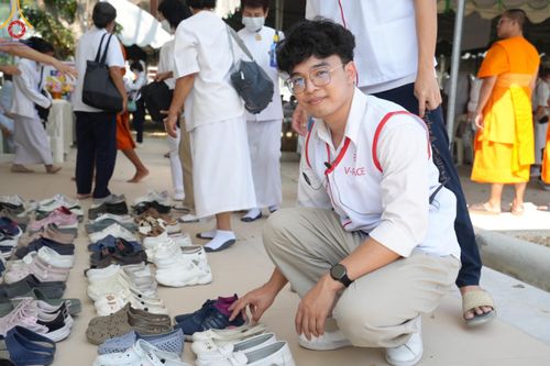 ภาพ No.107599:V.4 ทุ่มใจ การเตรียมงาน เก็บงาน การรับบุญของเจ้าหน้าที่หน่วยงานต่างๆ เพื่อโครงการธรรมยาตรา กตัญญูบูชามหาปูชนียาจารย์ พระมงคลเทพมุนี (สด จนฺทสโร) พระผู้ปราบมาร อนุสรณ์สถาน 7 แห่ง ปีที่ 12 ระหว่างวันที่ 2 - 31 มกราคม พ.ศ.2567