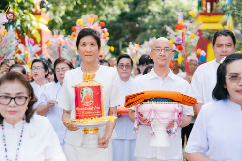 ภาพ No.169247:พิธีทอดกฐิน ณ วัดพุทธนิมิตร จ.เชียงใหม่ ในโครงการกฐินสามัคคีทั่วไทย 30,000 วัด บูชาธรรม 80 ปี หลวงพ่อธัมมชโย โดยคณะศิษยานุศิษย์วัดพระธรรมกาย วันที่ 24 ตุลาคม พ.ศ. 2567