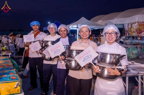 ภาพ No.119021:พิธีถวายภัตตาหารเป็นสังฆทาน แด่คณะพระธรรมยาตรา วันที่ 27 มกราคม พ.ศ. 2567 ณ อนุสรณ์สถานบางปลา จ.นครปฐม