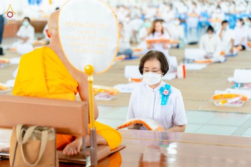 ภาพ No.81050:พิธีบุพเปตพลี ครั้งที่ 135 ร่วมอุทิศบุญแด่หมู่ญาติที่ล่วงลับไปแล้ว และสืบทอดอายุพระพุทธศาสนา วันศุกร์ที่ 19 พฤษภาคม พ.ศ. 2566 (วันพระ แรม 15 ค่ำ เดือน 6) ณ หอฉันคุณยายอาจารย์ วัดพระธรรมกาย