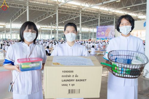 ภาพ No.102348:พิธีถวายอุปกรณ์ทำความสะอาด ณ บ้านแก้วเรือนทองคุณยายอาจารย์ฯ วัดพระธรรมกาย วันเสาร์ที่ 16 ธันวาคม พ.ศ. 2566