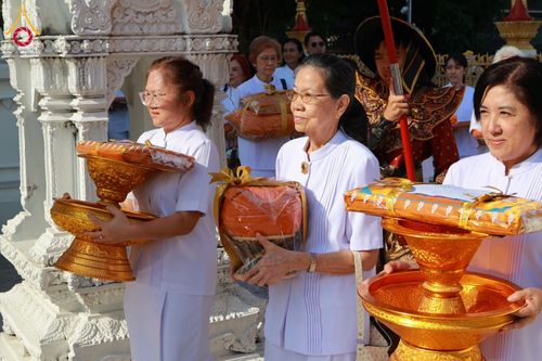 ภาพ No.178642:พิธีทอดกฐิน ณ วัดภาณุรังษี แขวงบางพลัด เขตบางพลัด กรุงเทพฯ ในโครงการกฐินสามัคคีทั่วไทย 30,000 วัด บูชาธรรม 80 ปี หลวงพ่อธัมมชโย โดยคณะศิษยานุศิษย์วัดพระธรรมกาย วันที่ 9 พฤศจิกายน พ.ศ. 2567