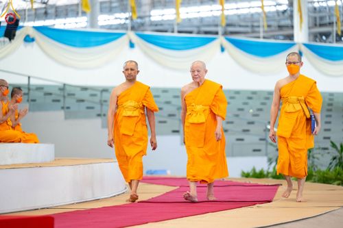 ภาพ No.102754:พิธีรับมอบต้นสมบัติจักรพรรดิ เพื่องานเผยแผ่พระพุทธศาสนาวิชชาธรรมกายไปทั่วโลก แด่ศูนย์ส่งเสริมศีลธรรมทั่วโลก 224 แห่ง วันอาทิตย์ที่ 17 ธันวาคม พ.ศ. 2566 ณ สภาธรรมกายสากล วัดพระธรรมกาย