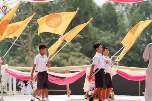 ภาพ No.123945:พิธีทอดผ้าป่า ปิดแผ่นทองค้ำฟ้า ครบรอบ 1 ปี สถาปนาอาคาร 80 ปี หลวงพ่อธัมมชโย ณ ศูนย์ปฏิบัติธรรมวิหารแดง ตำบลเจริญธรรม อำเภอวิหารแดง จ.สระบุรี วันที่ 18 กุมภาพันธ์ พ.ศ. 2567