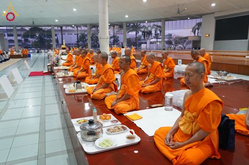 ภาพ No.201881:ผู้ว่าปทุมฯ มอบแนวทางการขับเคลื่อนพัฒนาจังหวัดฯ แก่หัวหน้าส่วนราชการ ผู้บริหารท้องถิ่น กำนัน ผู้ใหญ่บ้าน อ.คลองหลวง วันอังคารที่ 21 มกราคม พ.ศ. 2568