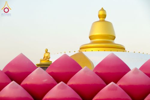 ภาพ No.116829:พระธรรมยาตราร่วมปฏิบัติธรรม และถ่ายภาพหมู่ประวัติศาสตร์ ปีที่ 12  วันที่ 21 มกราคม พ.ศ. 2567  ณ อนุสรณ์สถานบางปลา จ.นครปฐม