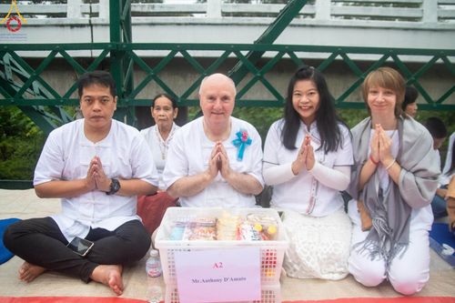 ภาพ No.101972:พิธีตักบาตรพระ 111 รูป ณ สะพานประวัติศาสตร์  อ.ปาย จ.แม่ฮ่องสอน วันอาทิตย์ที่ 10 ธันวาคม พ.ศ. 2566