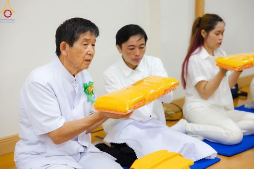 ภาพ No.147577:พิธีตัดปอยผม ขอขมา มอบบาตร ผ้าไตร โครงการปฐมอุปสมบท สมโภชอุโบสถ บูชาธรรม 80 ปี หลวงพ่อธัมมชโย ณ วัดพระธรรมกายโทชิหงิ ประเทศญี่ปุ่น วันพฤหัสบดีที่ 8 สิงหาคม พ.ศ. 2567