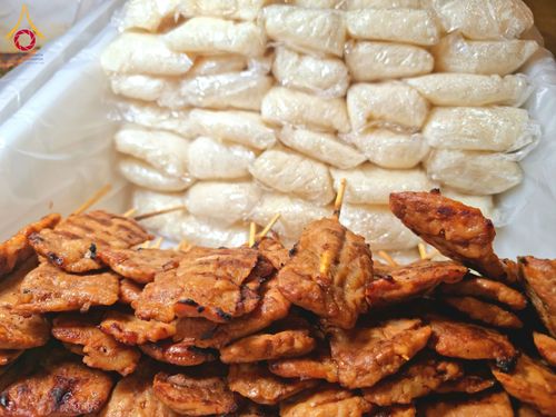 ภาพ No.202833:พิธีถวายภัตตาหารเป็นสังฆทาน แด่พระธรรมยาตรา ณ วัดพระธรรมกาย ตำบลคลองสาม อำเภอคลองหลวง จังหวัดปทุมธานี ในโครงการธรรมยาตรา กตัญญูบูชา มหาปูชนียาจารย์ พระมงคลเทพมุนี(สด จนฺทสโร) พระผู้ปราบมาร อนุสรณ์สถาน 7 แห่ง ปีที่ 13 วันที่ 28 มกราคม พ.ศ. 2568