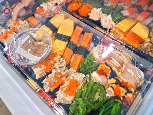 ภาพ No.204436:พิธีถวายภัตตาหารเป็นสังฆทาน แด่พระธรรมยาตรา ณ วัดพระธรรมกาย ตำบลคลองสาม อำเภอคลองหลวง จังหวัดปทุมธานี ในโครงการธรรมยาตรา กตัญญูบูชา มหาปูชนียาจารย์ พระมงคลเทพมุนี(สด จนฺทสโร) พระผู้ปราบมาร อนุสรณ์สถาน 7 แห่ง ปีที่ 13 วันที่ 31 มกราคม พ.ศ. 2568