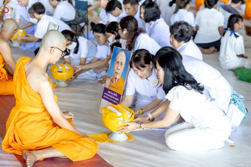 ภาพ No.232423:วันเสาร์ที่ 5 กรกฎาคม พ.ศ. 2568 พิธีบรรพชาอุปสมบท ธรรมทายาท โครงการบรรพชาอุปสมบทหมู่ รุ่นเข้าพรรษา ,  โครงการบวชพระนานาชาติ AEC & WAB รุ่นที่ 9 ณ วัดพระธรรมกาย