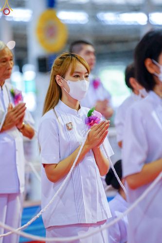 ภาพ No.86989:พิธีตักบาตร , พิธีบูชาข้าวพระ , พิธีจุดเทียนใจ ไฟนิรันดร์ อนันตชัย ในวันอาทิตย์ต้นเดือน 3 กันยายน พ.ศ. 2566 ณ วัดพระธรรมกาย