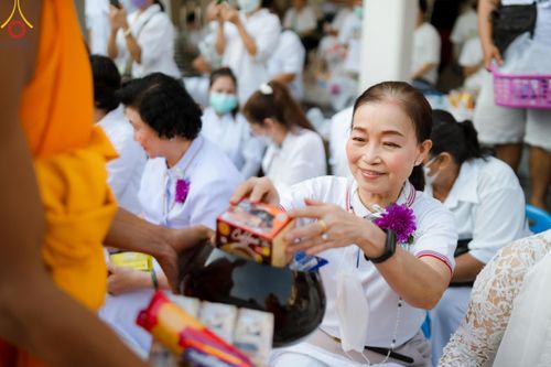 ภาพ No.116190:พิธีตักบาตรพระธรรมยาตรา ณ อนุสรณ์สถานลำดับที่ 4 สถานที่เกิดด้วยกายธรรม วัดโบสถ์(บน) จ.นนทบุรี วันที่ 21 มกราคม พ.ศ. 2567