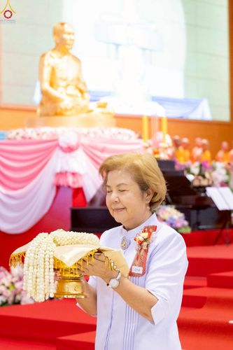 ภาพ No.243754:วันอาทิตย์ที่ 7 กันยายน พ.ศ. 2568 พิธีบูชาครูผู้ค้นพบวิชชาธรรมกาย , พิธีบูชาข้าวพระ ณ สภาธรรมกายสากล วัดพระธรรมกาย