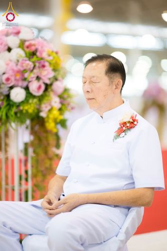 ภาพ No.261356:วันอาทิตย์ที่ 5 ตุลาคม พ.ศ. 2568 พิธีจุดเทียนใจ ไฟนิรันด์ อนันตชัย ณ สภาธรรมกายสากล วัดพระธรรมกาย