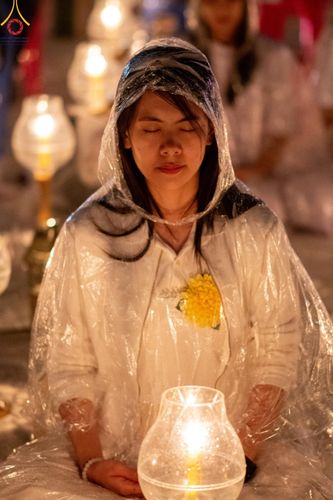 ภาพ No.118334:พิธีจุดประทีปถวายเป็นพุทธบูชา และบูชาธรรมมหาปูชนียาจารย์ พระมงคลเทพมุนี(สด จนฺทสโร) วันที่ 24 มกราคม พ.ศ. 2567 ณ อนุสรณ์สถานบางปลา อ.บางเลน จ.นครปฐม