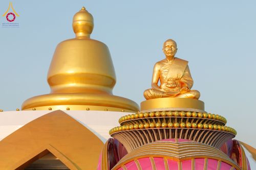 ภาพ No.116899:พระธรรมยาตราร่วมปฏิบัติธรรม และถ่ายภาพหมู่ประวัติศาสตร์ ปีที่ 12  วันที่ 21 มกราคม พ.ศ. 2567  ณ อนุสรณ์สถานบางปลา จ.นครปฐม