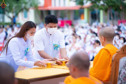 ภาพ No.84401:พิธีทอดผ้าป่า พิธีอัญเชิญปฐมรัตนปฐวี และพิธีตอกเสาเข็มต้นสุดท้าย เพื่อสถาปนาอาคาร 80 ปี หลวงพ่อธัมมชโย ณ ศูนย์ปฏิบัติธรรมวิหารแดง ตำบลเจริญธรรม อำเภอวิหารแดง จ.สระบุรี  วันที่ 23 กรกฎาคม พ.ศ. 2566