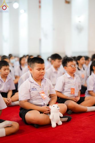 ภาพ No.184926:กิจกรรมวันรวมพลังเด็กดี V-Star ผู้นำฟื้นฟูศีลธรรมโลก กรุงเทพมหานคร ณ วัดมหาธาตุยุวราชรังสฤษฎิ์ราชวรมหาวิหาร กรุงเทพมหานคร ในวันที่ 13 ธันวาคม พ.ศ. 2567