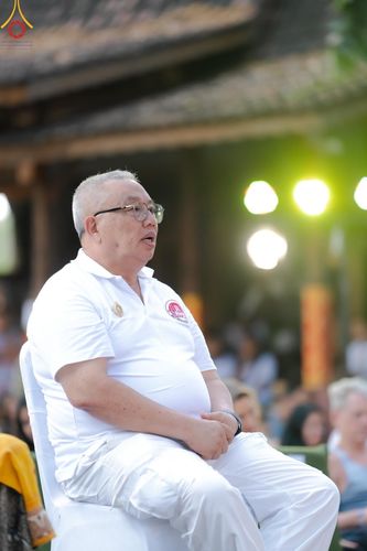 ภาพ No.156407:วัดพุทธบาหลีและวัดพระธรรมกาย จัดปฏิบัติธรรมนานาชาติ 1,151 คนจาก 78 ประเทศ ใน "วันสันติภาพสากล" ณ บาหลี อินโดนีเซีย วันเสาร์ที่ 21 กันยายน พ.ศ. 2567 เวลา 16.00-21.00 น. ณ พิพิธภัณฑ์ ARMA เมืองอูบุด จังหวัดบาหลี ประเทศอินโดนีเซีย