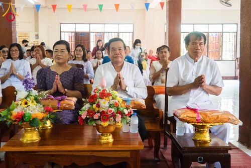 ภาพ No.168408:พิธีทอดกฐิน 4 วัด จ.ปราจีนบุรี โครงการกฐินสามัคคีทั่วไทย 30,000 วัด โดยคณะศิษยานุศิษย์วัดพระธรรมกาย บูชาธรรม 80 ปี หลวงพ่อธัมมชโย วันที่ 26-27 ตุลาคม พ.ศ. 2567