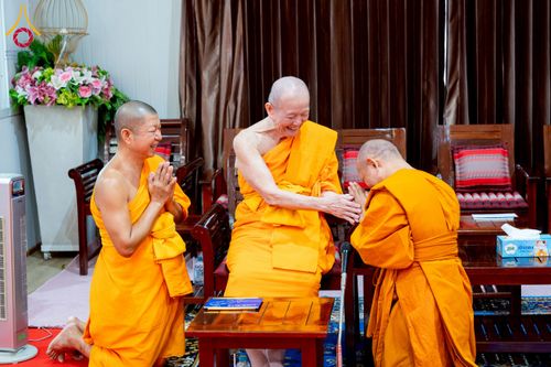 ภาพ No.238695:วันเสาร์ที่ 16 สิงหาคม พ.ศ. 2568 สัมมนาคณะสงฆ์โครงการกฐินสามัคคี 30,000 วัดทั่วไทย เพื่อฟื้นฟูพระพุทธศาสนา ณ แผ่นดินทอง พระมหาเจดีย์ทัตตชีโว ศูนย์อบรมเยาวชนกาญจนบุรี