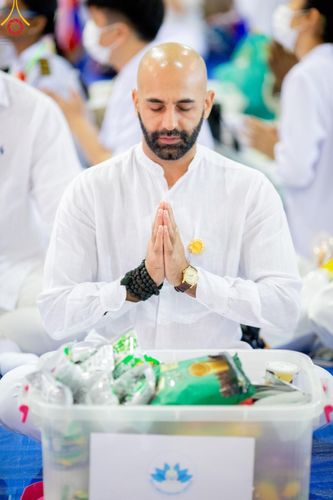 ภาพ No.207258:พิธีตักบาตร และปฏิบัติธรรมช่วงสาย ในวันมาฆบูชา วันพุธที่ 12 กุมภาพันธ์ พ.ศ. 2568 ณ วัดพระธรรมกาย จังหวัดปทุมธานี