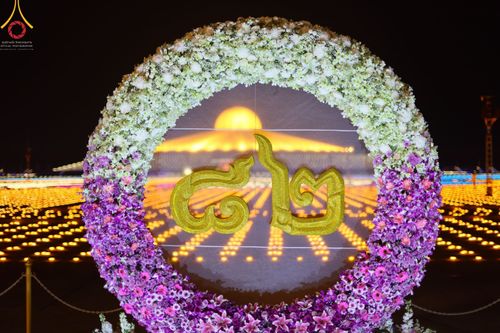 ภาพ No.67911:พิธีเจริญพระพุทธมนต์ จุดประทีปถวายเป็นพุทธบูชา และพิธีฉลองชัยสวดมนต์บทธรรมจักร 4,990,000,082 จบ เนื่องในวาระอายุวัฒนมงคลครบ 82 ปี หลวงพ่อทัตตชีโว ณ พระมหาธรรมกายเจดีย์ วัดพระธรรมกาย จ.ปทุมธานี วันพุธที่ 21 ธันวาคม พ.ศ. 2565