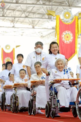 ภาพ No.251583:วันที่ 10 ตุลาคม พ.ศ. 2568 พิธีทอดผ้าป่าสมทบกฐินวัดพระธรรมกาย และสมทบกฐิน 30,000 กว่าวัดทั่วประเทศ ครั้งที่ 3 ณ สภาธรรมกายสากล วัดพระธรรมกาย