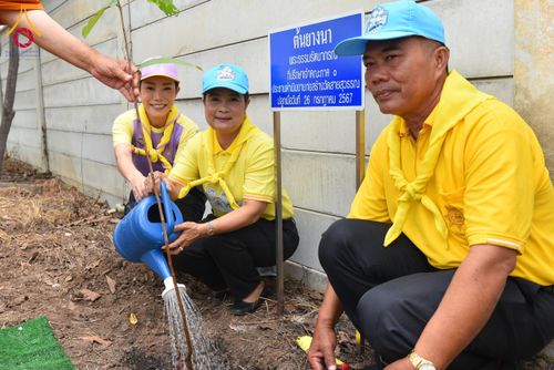 ภาพ No.152632:พิธีเททองหล่อพระพุทธรูปประจำสัตตมหาสถาน ธรรมอุทยานอุโบสถวัดสายสุวพรรณ - กิจกรรมปลูกต้นไม้เฉลิมพระเกียรติ พระบาทสมเด็จพระเจ้าอยู่หัว วันที่ 26 กรกฎาคม พ.ศ. 2567