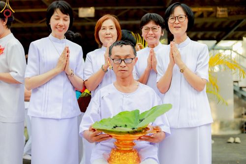 ภาพ No.216713:วันอาทิตย์ที่ 6 เมษายน พ.ศ. 2568 พิธีตัดปอยผม และปลงผมนาคธรรมทายาท โครงการบวชบูชาธรรม81ปี หลวงพ่อธัมมชโย โครงการ 1 และ 2 โครงการนานาชาติ AEC&WAB รุ่น CEO (ผู้บริหาร) รุ่นที่4 ณ หมู่บ้านบรรลุธรรม วัดพระธรรมกาย